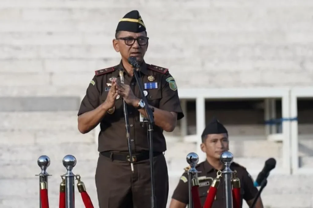 Pamit dari Kejati Sulsel, Kajati Tekankan Pentingnya Kedisiplinan dan Integritas Seluruh Jaksa Pamit dari Kejati Sulsel, Kajati Tekankan Pentingnya Kedisiplinan dan Integritas Seluruh Jaksa